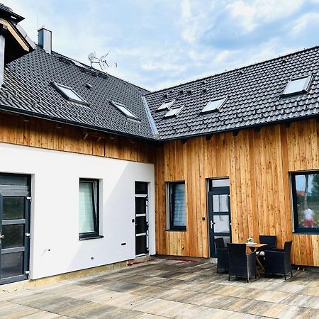 Apartman Jestrabi Lipno Черна-в-Пошумаві Екстер'єр фото