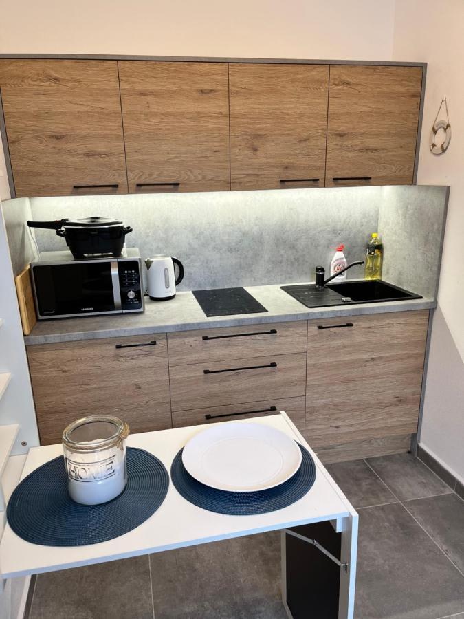 Apartman Jestrabi Lipno Черна-в-Пошумаві Екстер'єр фото