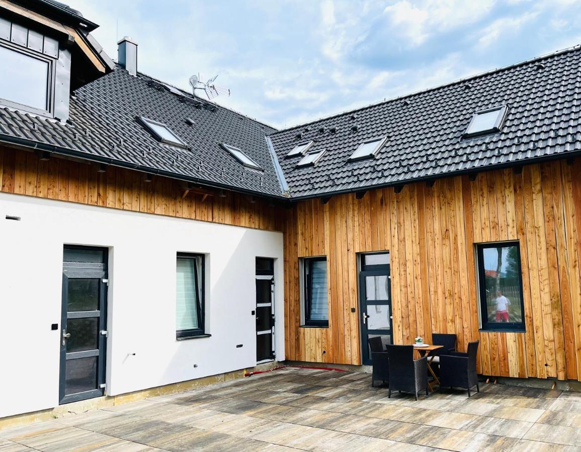 Apartman Jestrabi Lipno Черна-в-Пошумаві Екстер'єр фото